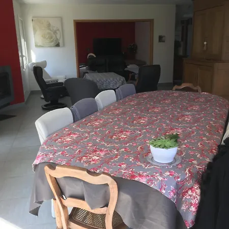 Δωμάτια σε οικογενειακή κατοικία Les Jardins D Isaac Etage 16 Personnes 4 Λε Μανς